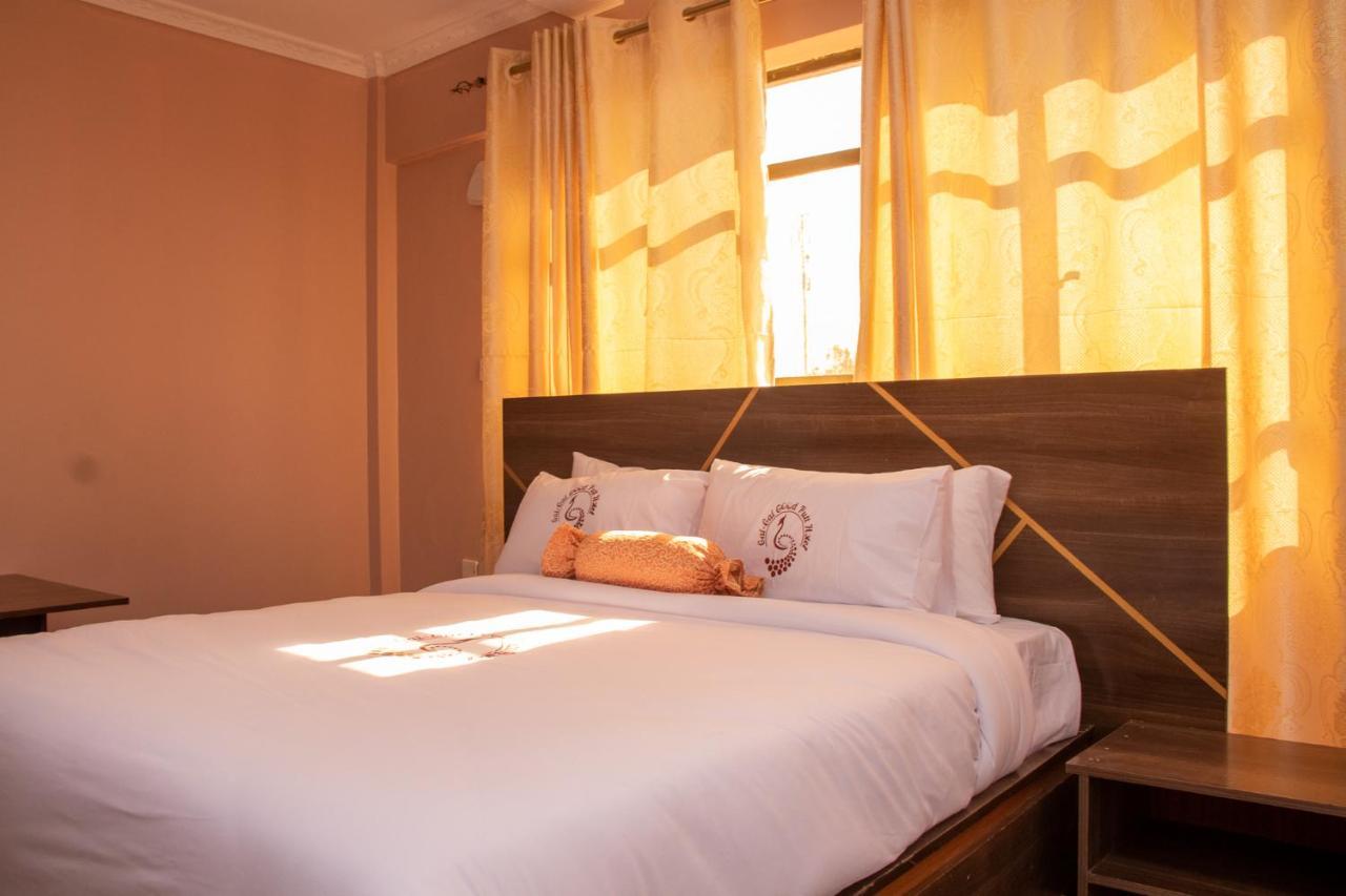Good Putt Hotel Nakuru Kültér fotó